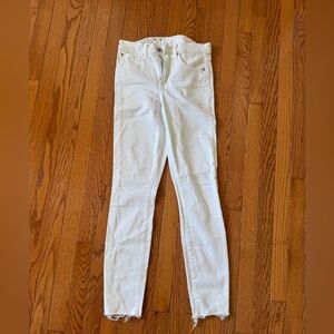 White Gap Skinny Jeans 28 | Long
